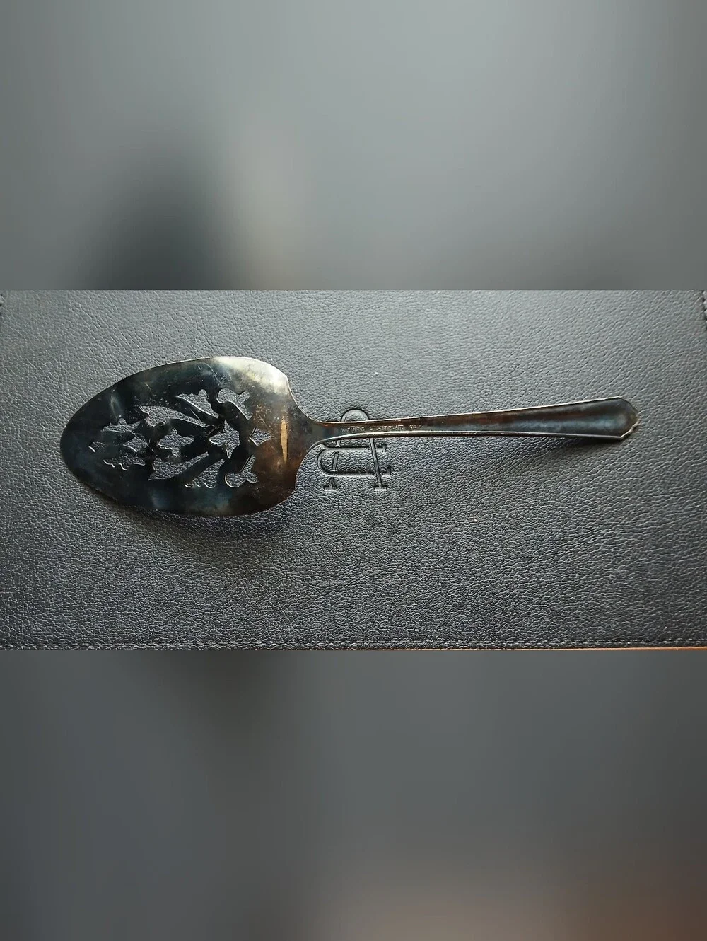 Vintage Silver-Tone Pierced Server - Classic Silver Finish